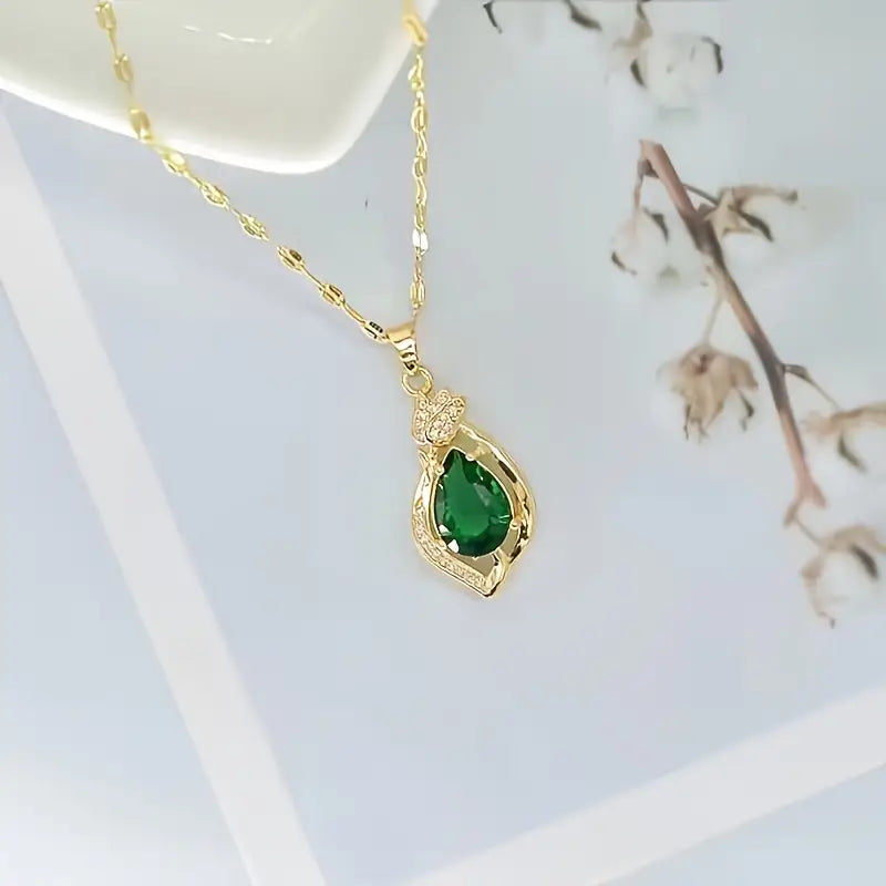Sylvie | Emerald Teardrop Necklace