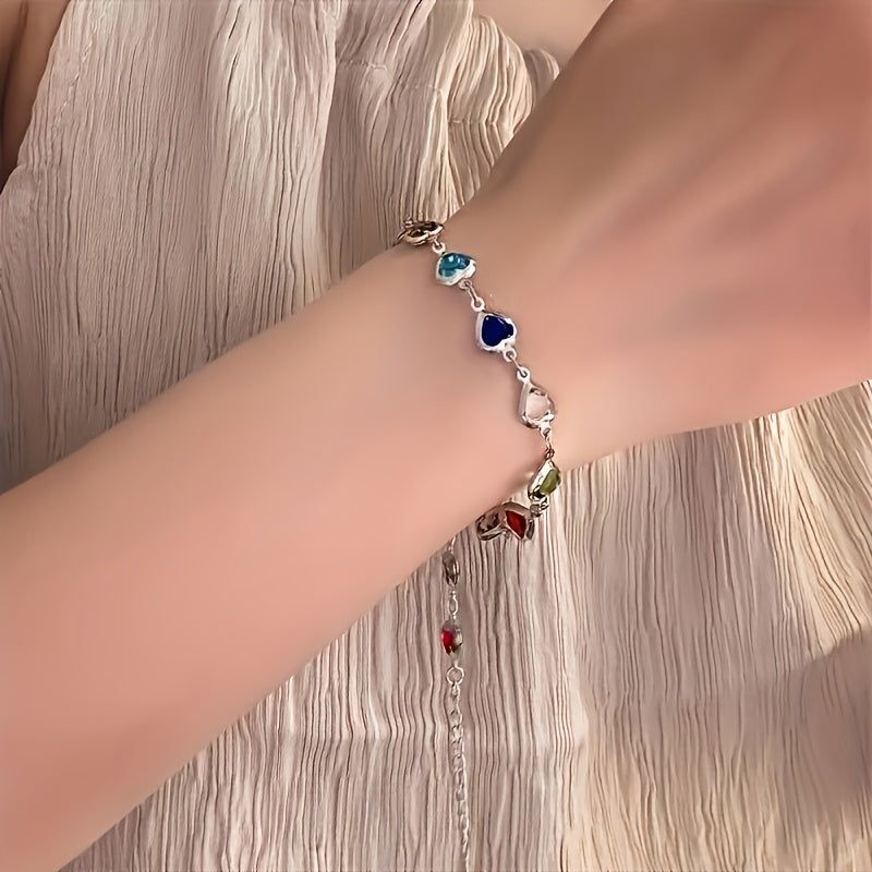 Danae | Heart-Shaped Bracelet