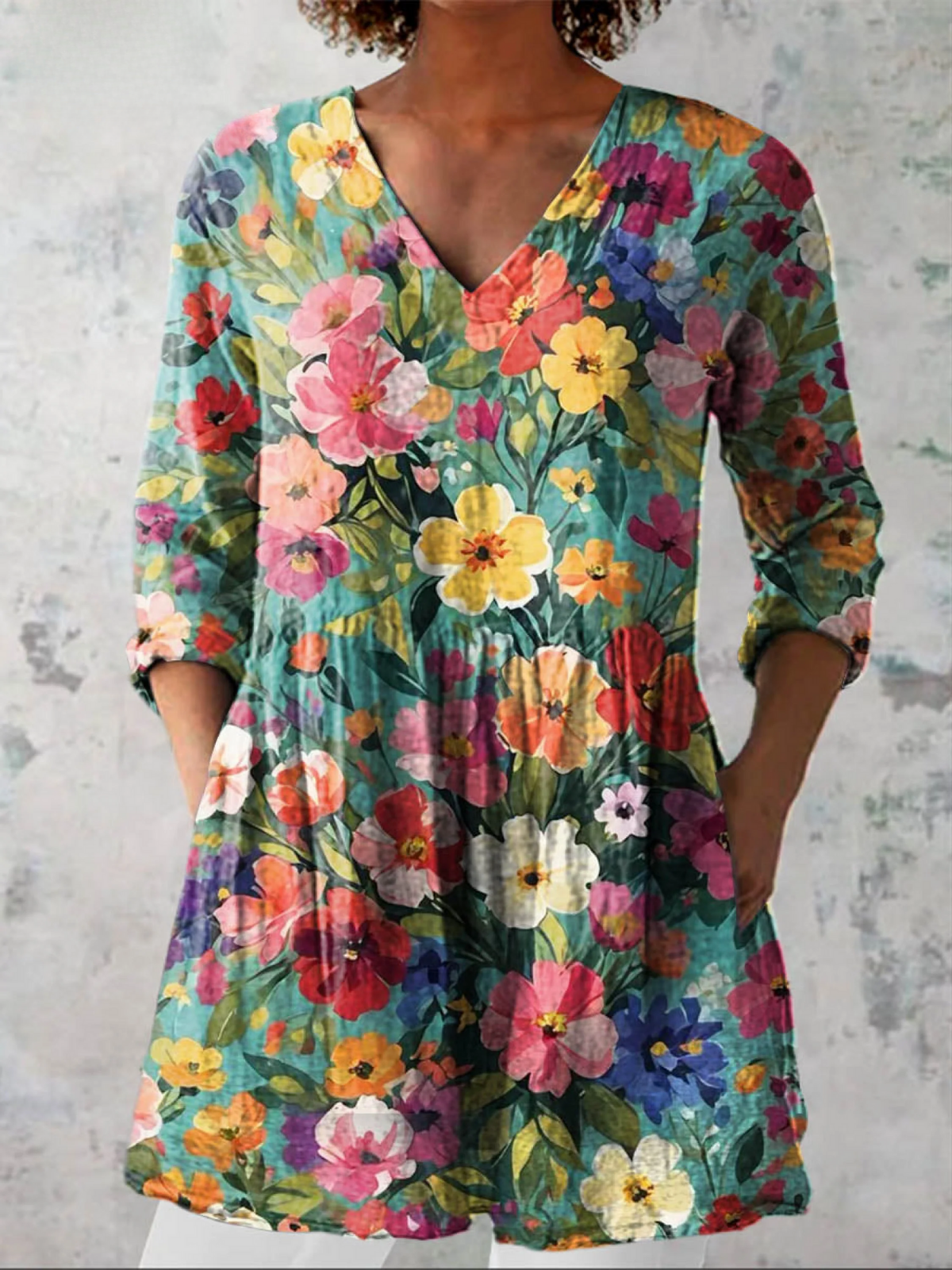 Lara | Long Blouse with V-Neck