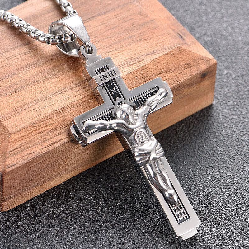 Teresa | Crucifix Necklace
