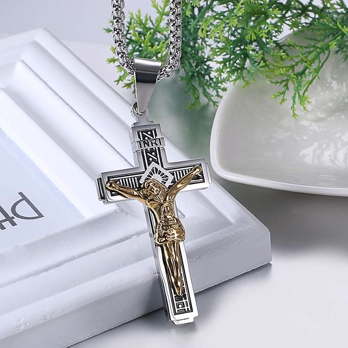 Teresa | Crucifix Necklace