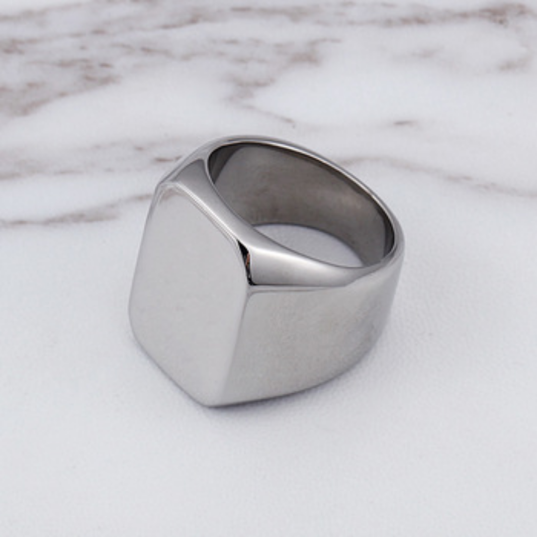 Marcus | Bold Signet Heritage Ring