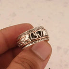 Cosima | Engraved Silver Heritage Ring