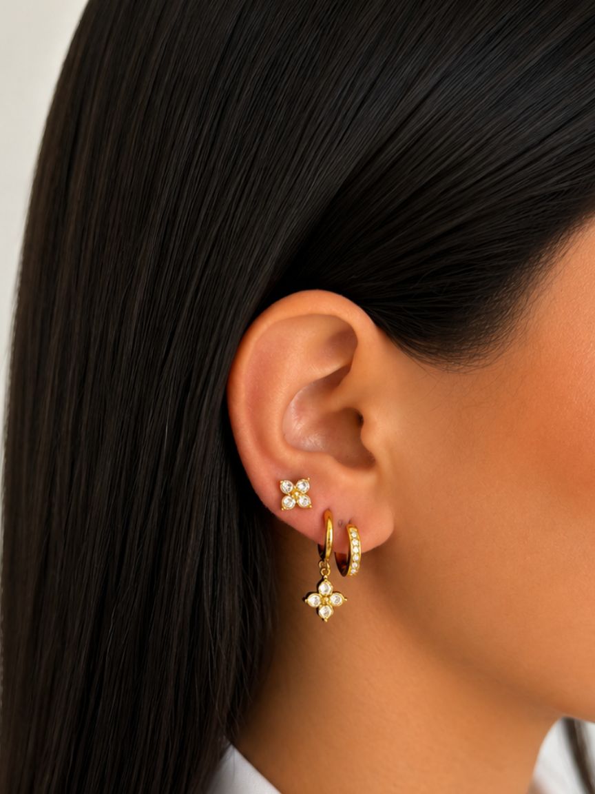 Kos White Earrings Set