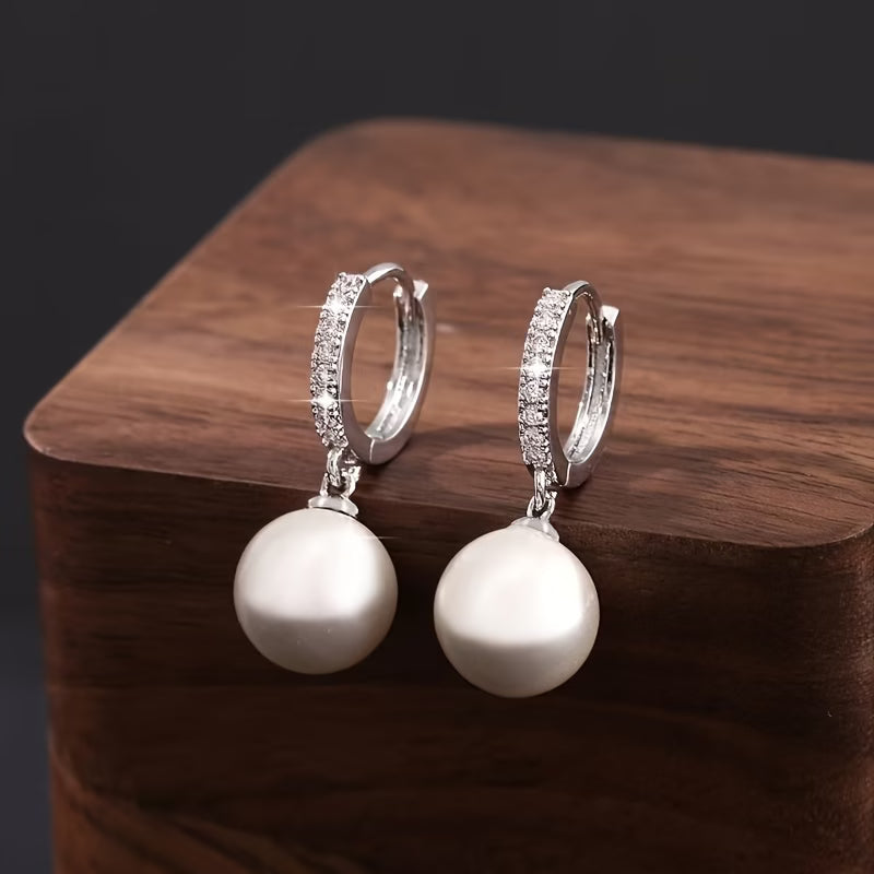 Johanna | Modern Pearl Drop Earrings