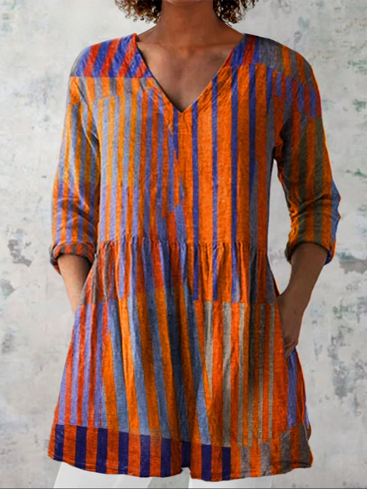 Nina | Long Blouse with V-Neck