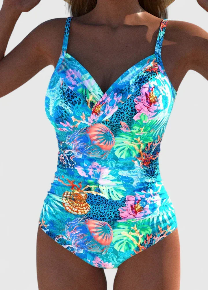 Regina | Sophisticated Swimsuit