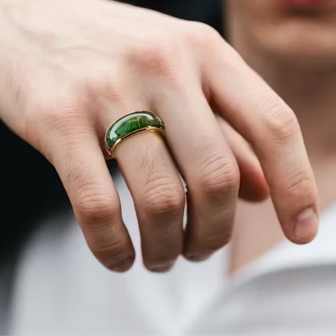 Julian | Emerald Stone Crown Ring