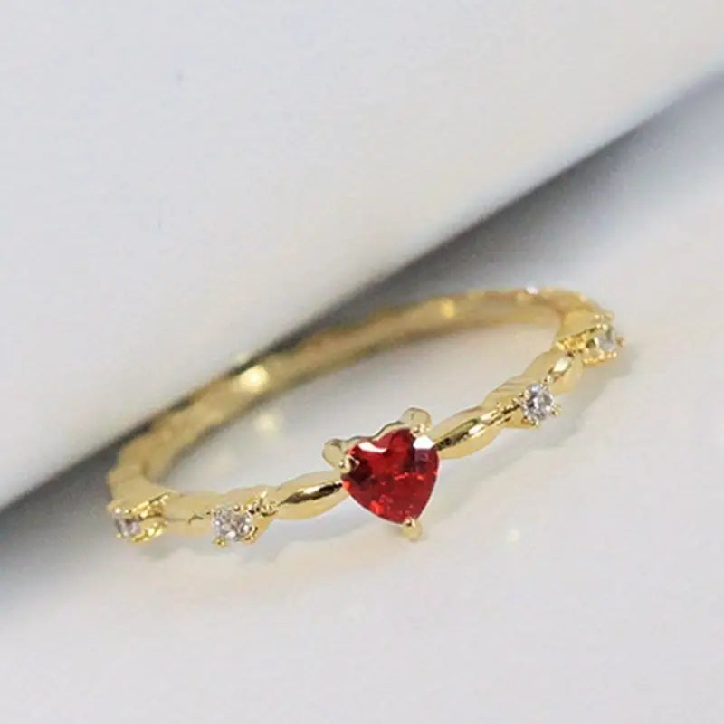 Amélie | Ruby Heart Gold Ring
