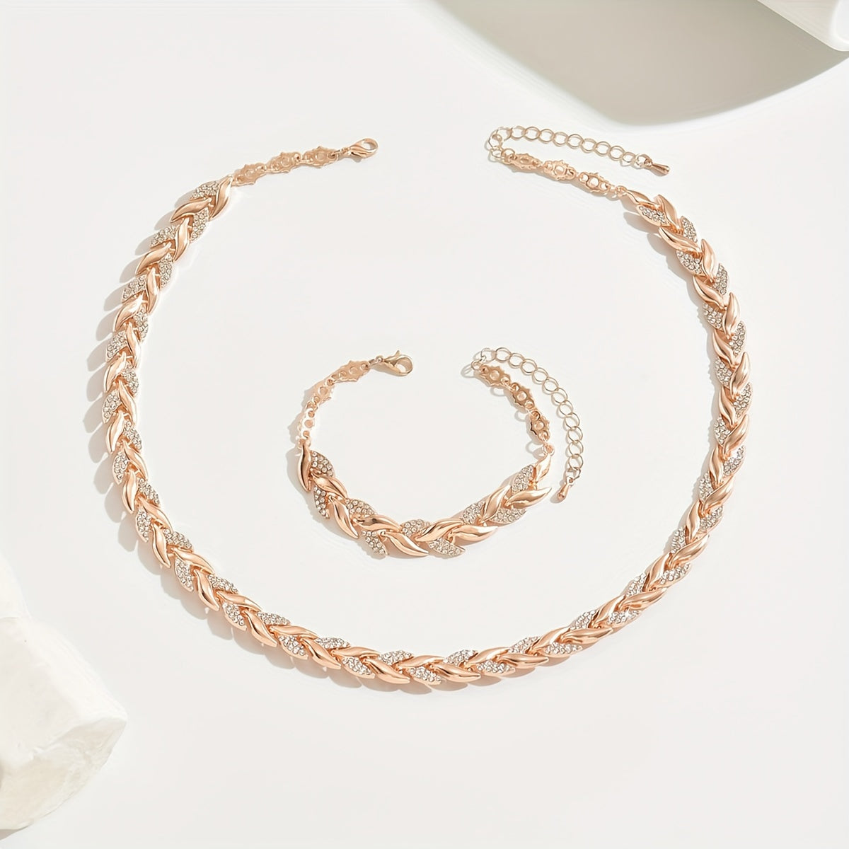 Hazel | Crystal Fishtail Necklace Set