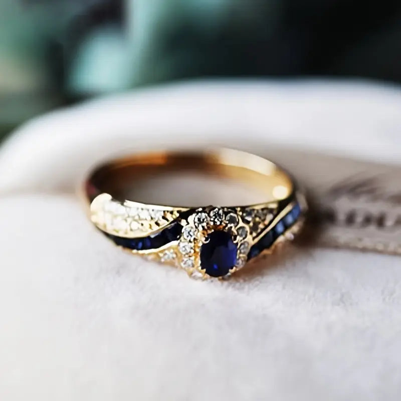 Cora | Gold Sapphire Band Ring