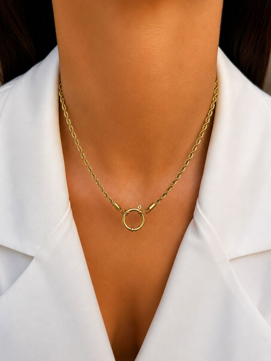 Lily Necklace