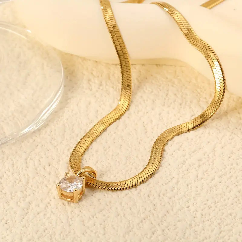 Lena | Crystal Pendant Necklace
