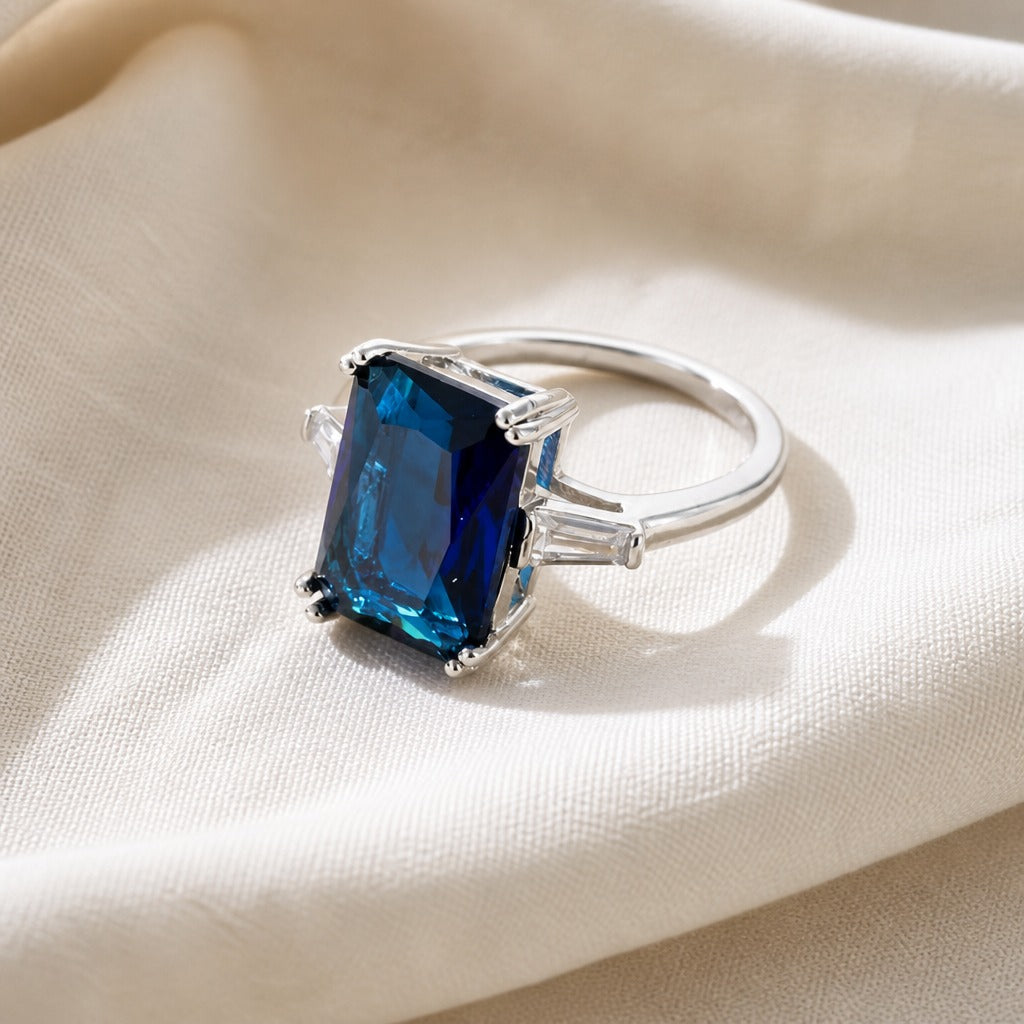 Beth | Sapphire Blue Silver Ring