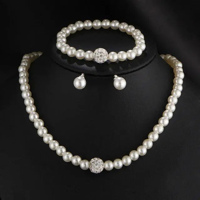 Quinn | Pearl Beaded Set