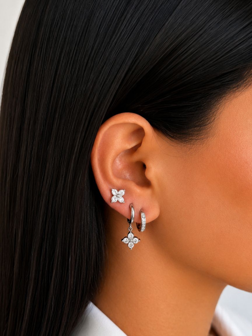Kos White Earrings Set