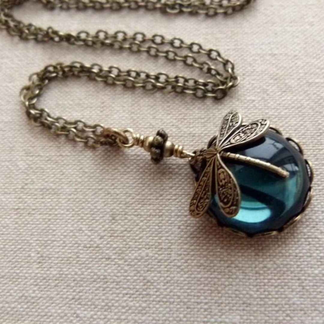 Beautiful Vintage Dragonfly Necklace with Earrings Gift