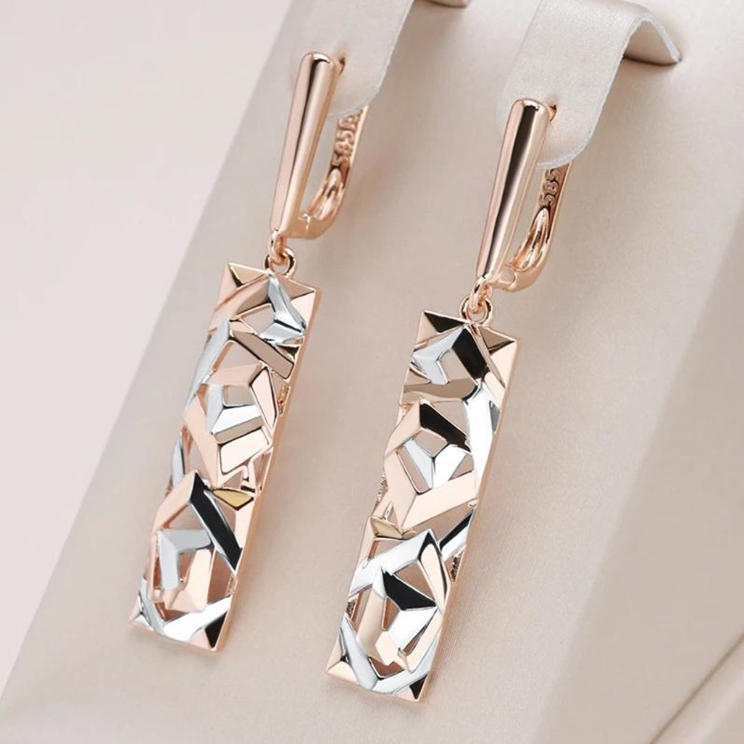 Annie | Timeless Drop Earrings