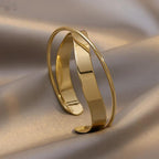 Vera | Classic Gold Bracelet