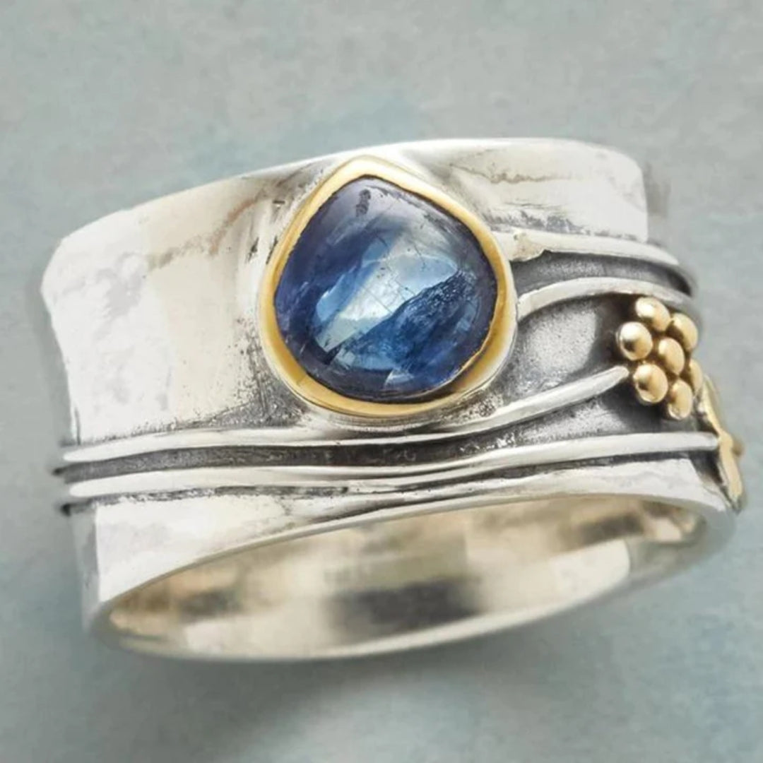 Tatiana | Midnight Blue Stone Ring