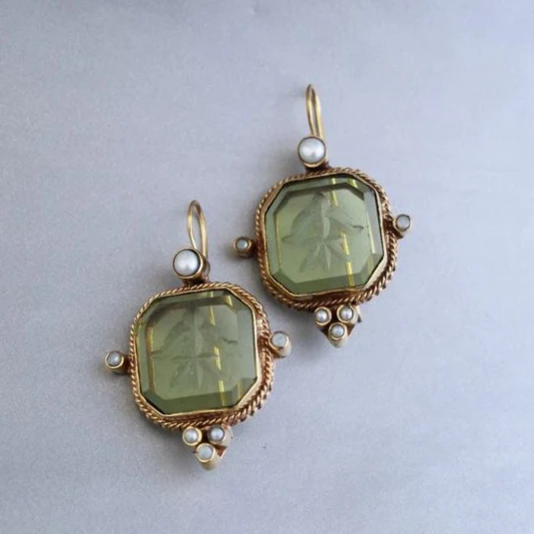 Vintage Earrings with Green Crystal