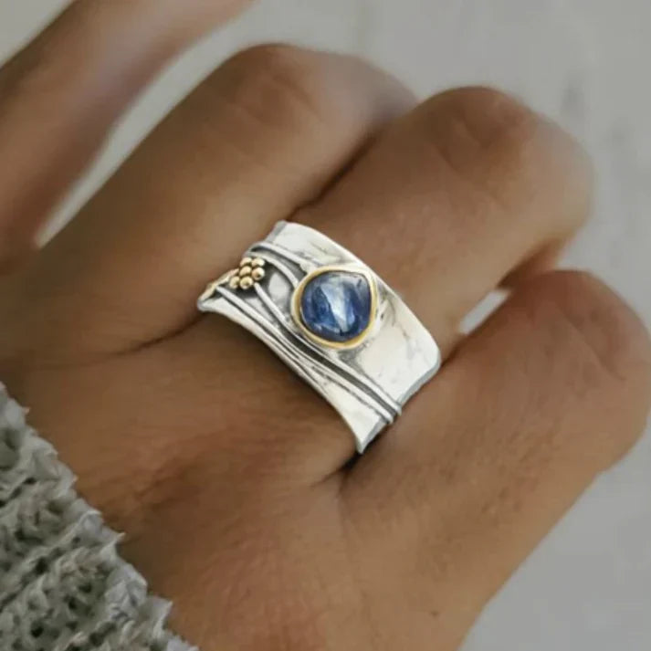 Saphira | Blue Sapphire Silver Ring