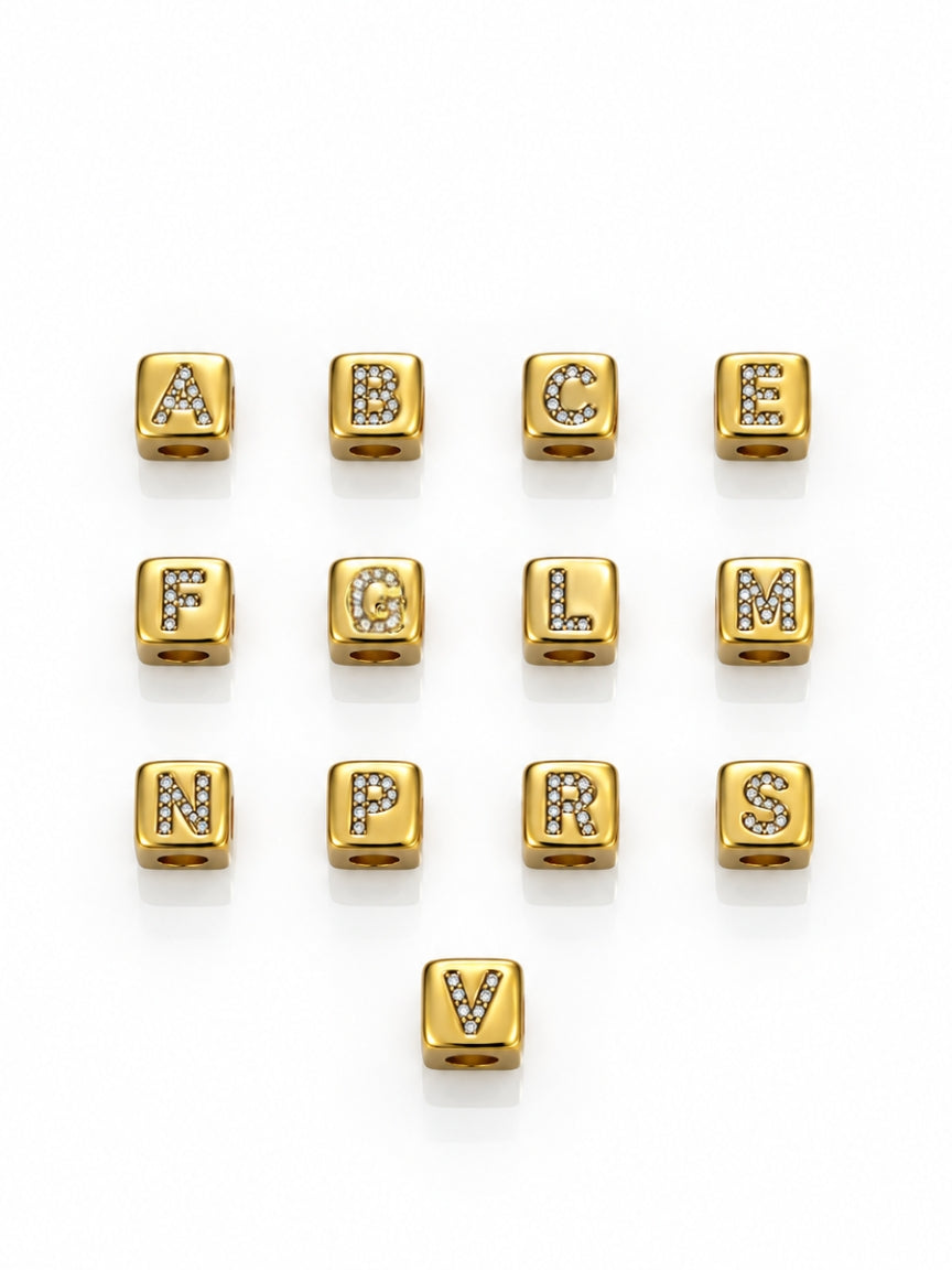 Essential | Gold Initial Necklace