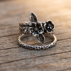 Cerys | Vintage Flower Silver Layer Ring