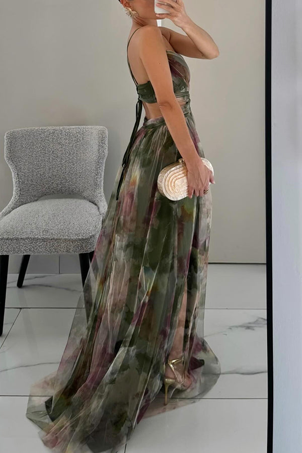Alexia | Elegant Sleeveless Floral Evening Dress