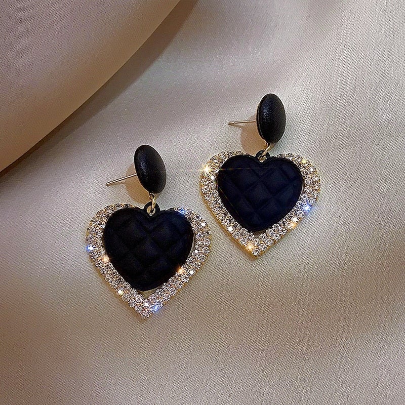 Noir | Black Heart Earrings