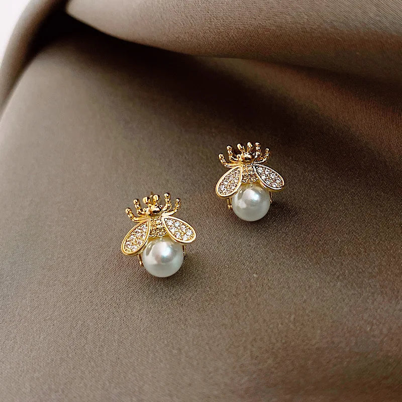 Honeybee Pearl Stud Earrings