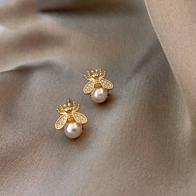 Honeybee Pearl Stud Earrings