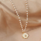 Daisy Necklace with Pearls