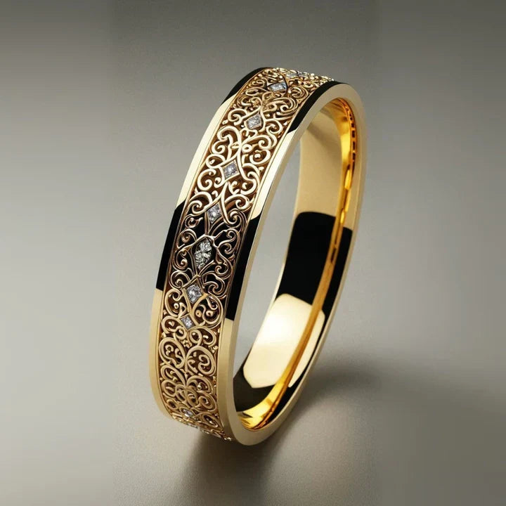 Della | Gold Hollow Band Ring