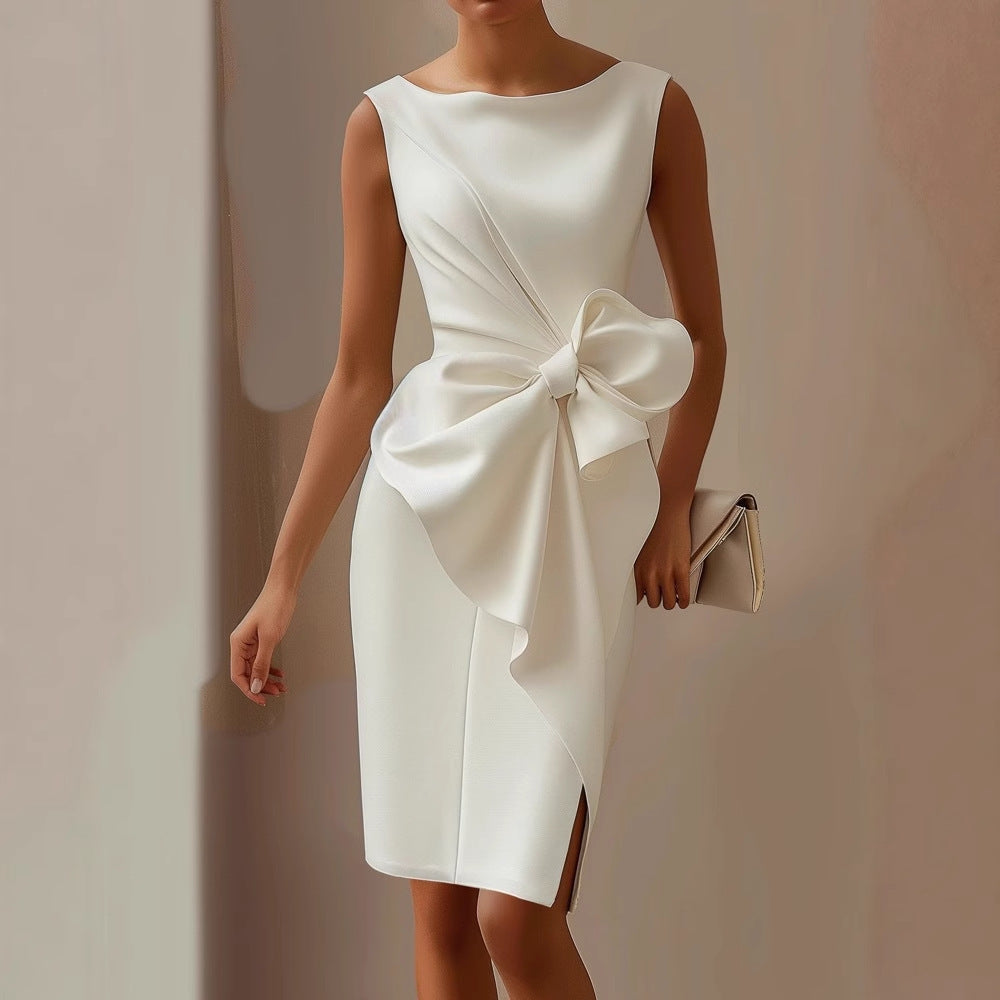 Quinn | Stylish Sleeveless Ribbon Waist Dress