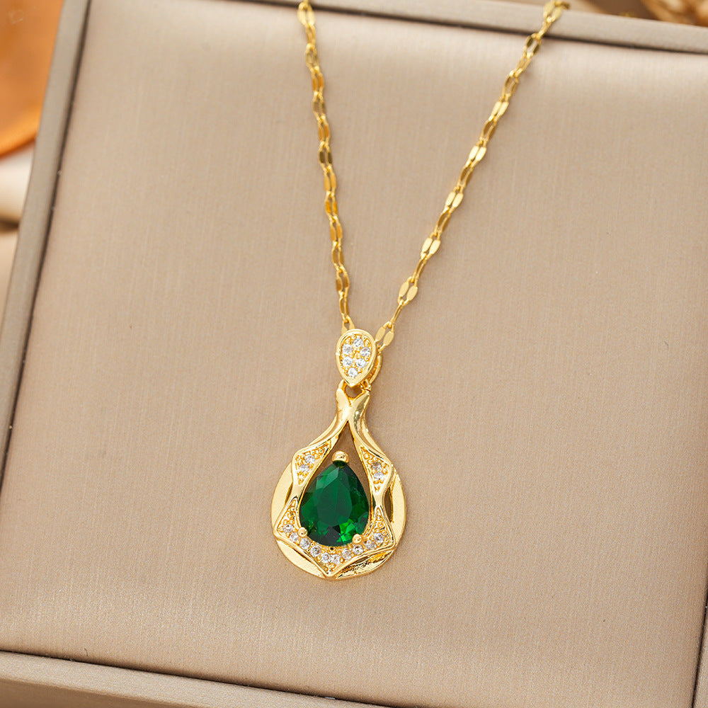 Iris | Gold Emerald Teardrop Pendant Necklace