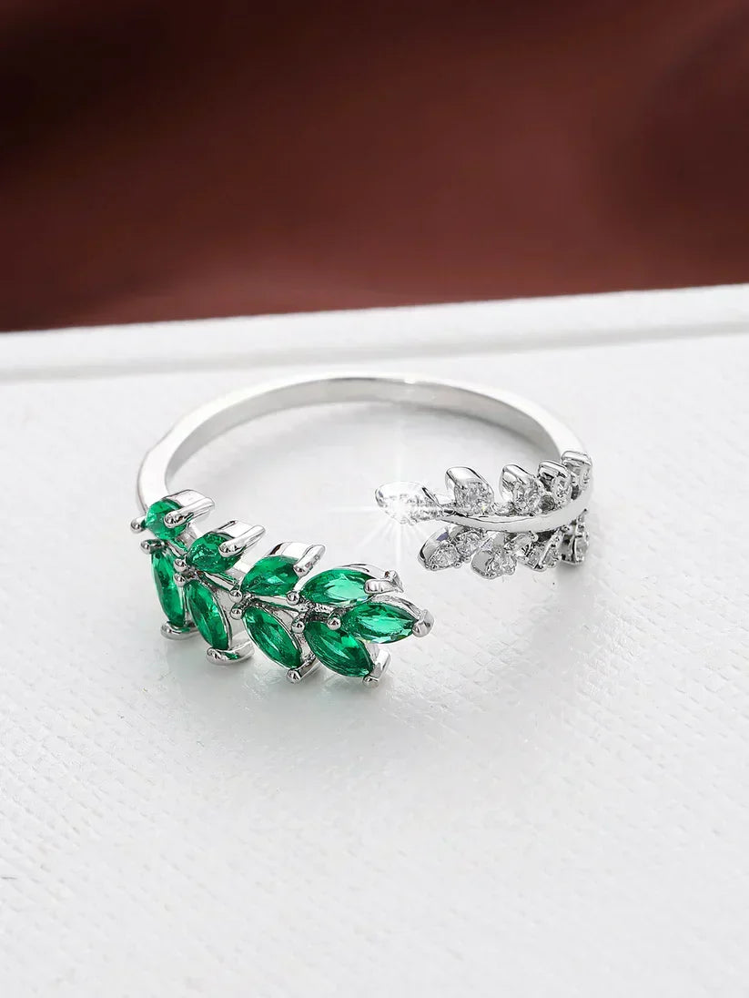 Estrid | Vivara Lyselle Ring