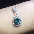 Alindra Voselle Necklace | White Gold