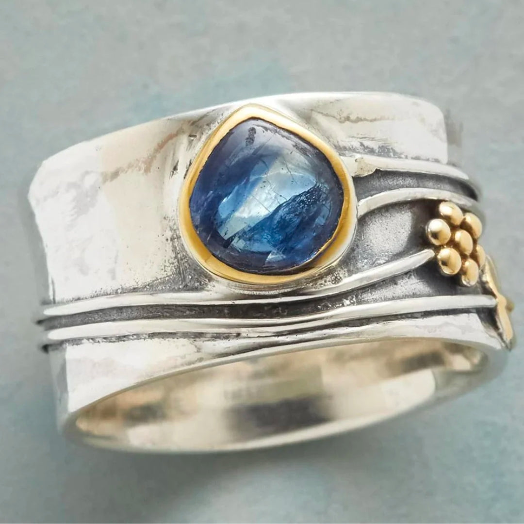 Saphira | Blue Sapphire Silver Ring