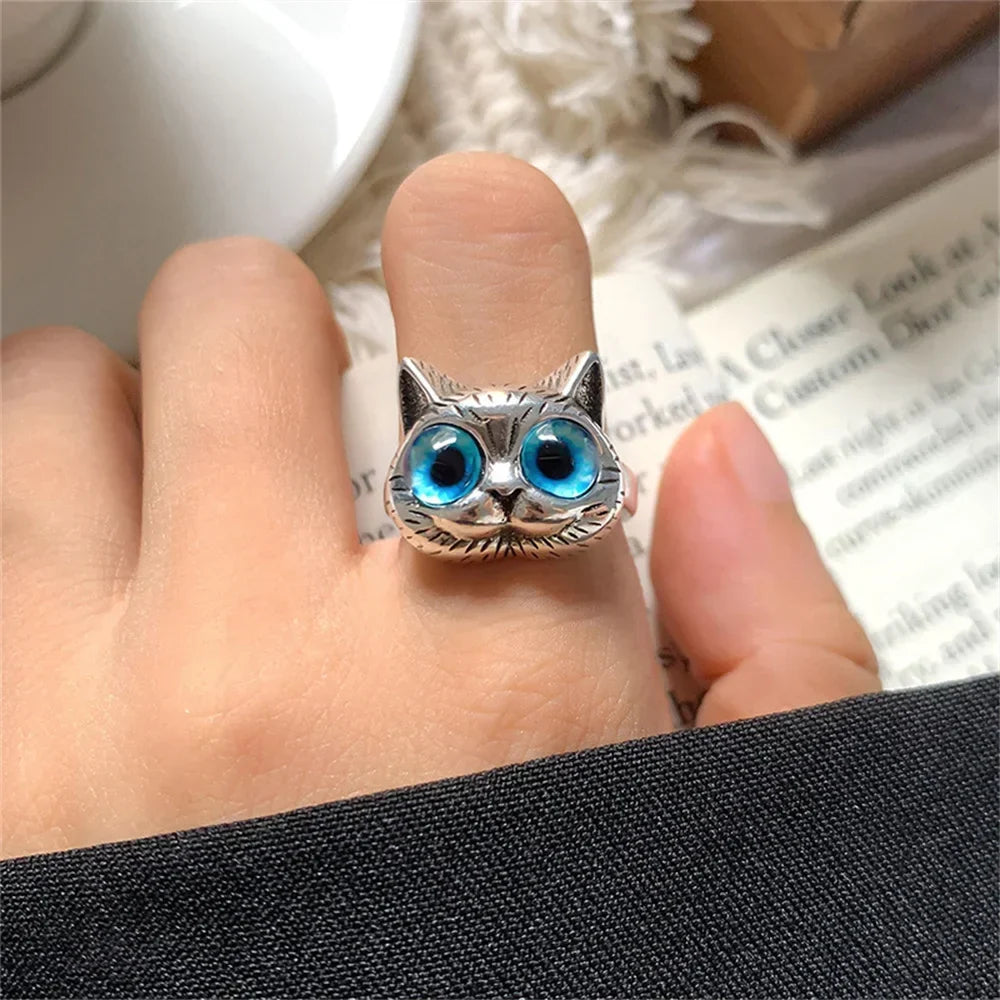 Blue Eyes Cat Ring