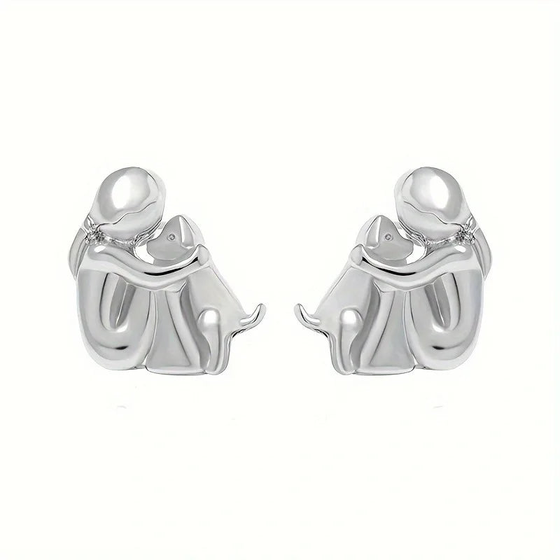 Hug Earrings in Two Colours Silver and Gold