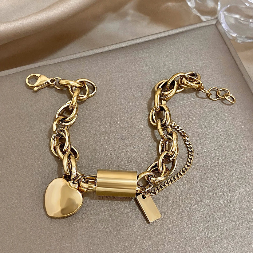 Thick Hearted Bracelet | Gold