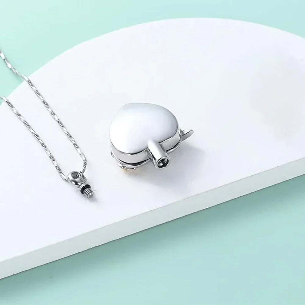 Kolibri Heart Urn Necklace