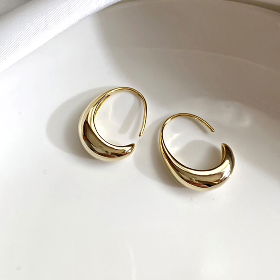 Luxurious Gold Earrings
