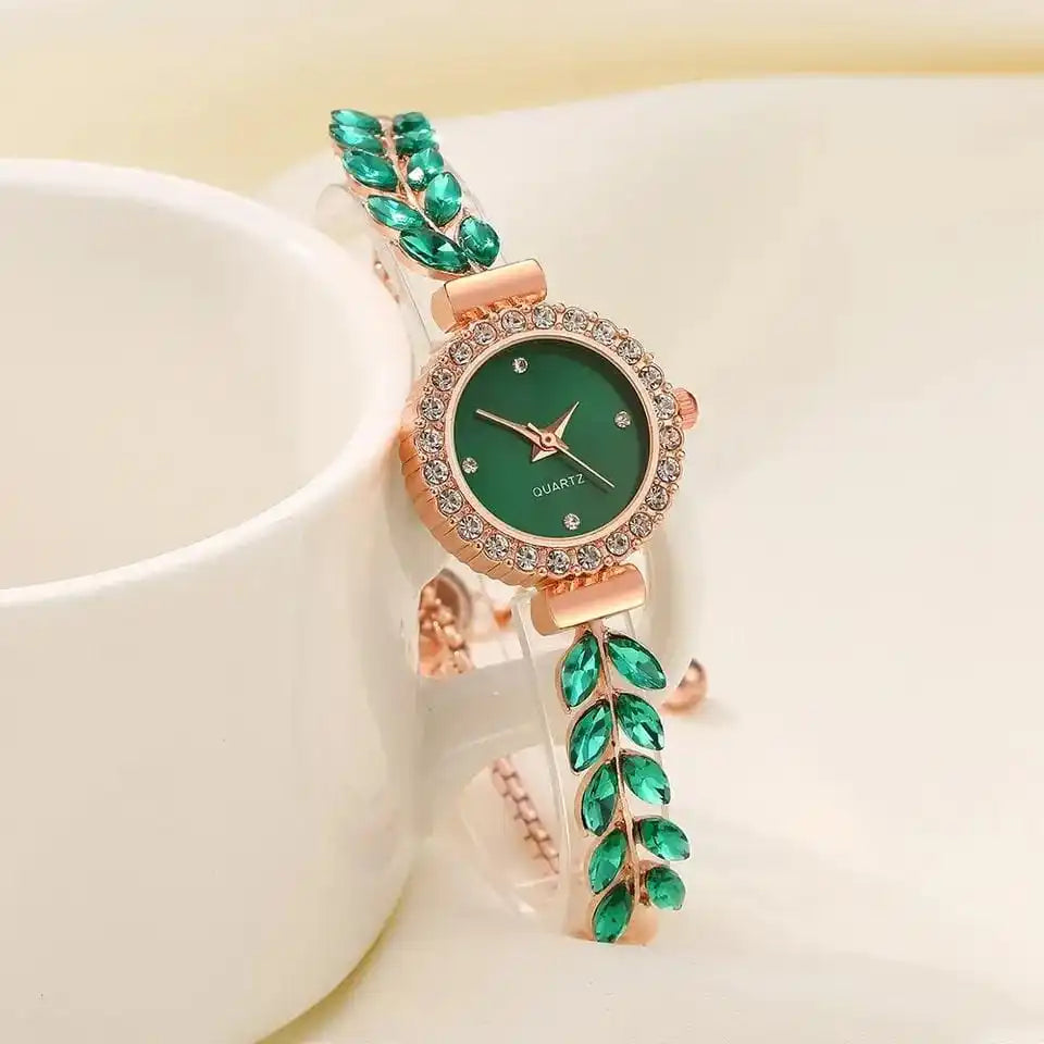 women's quartz watch jewellery set
