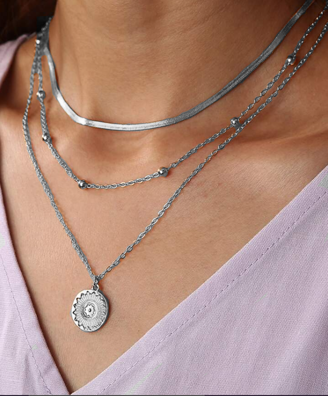 Three-row necklace made of 925 silver