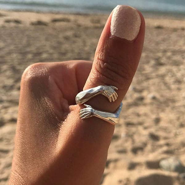 Mila | Silver Hug Ring
