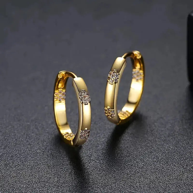 Quintessa | Golden Flower Circle Earrings