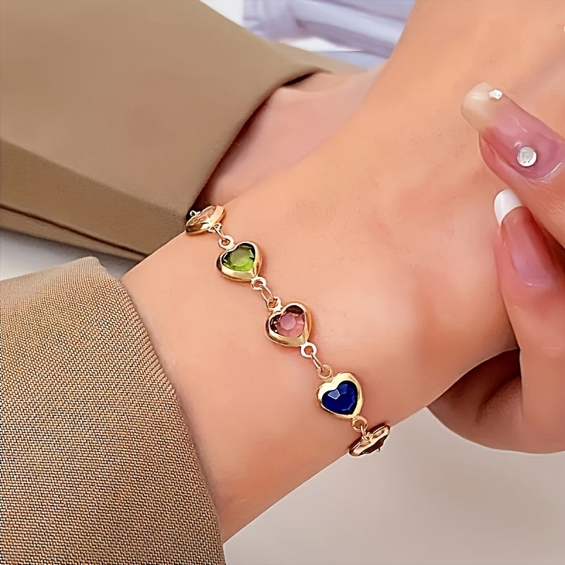 Danae | Heart-Shaped Bracelet