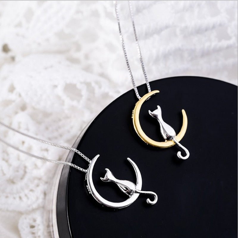 Elegant Half-Moon and Cat Necklace